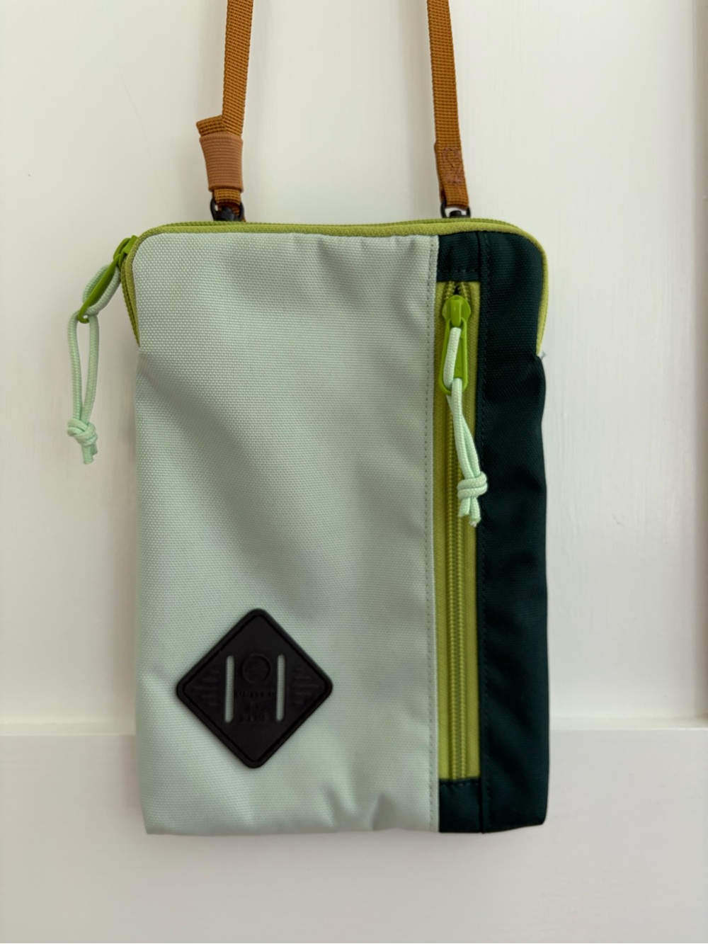 United By Blue Crossbody Mini Bag (OS)